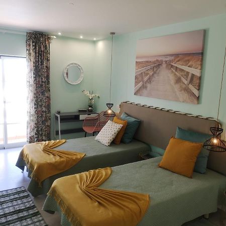Waves Alvor Apartment Portimão Exterior photo